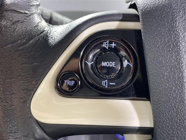 Toyota PRIUS 2016 8059851-7