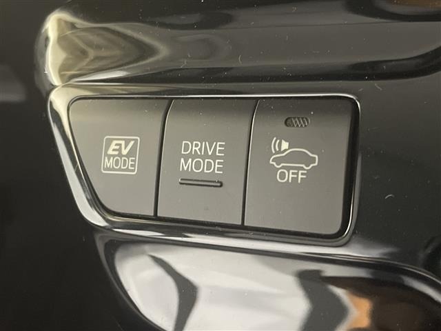 Toyota PRIUS 2019 8059860-1