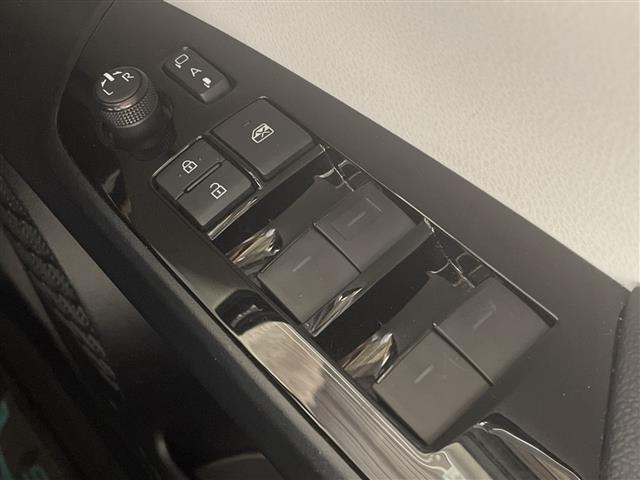Toyota PRIUS 2019 8059860-11