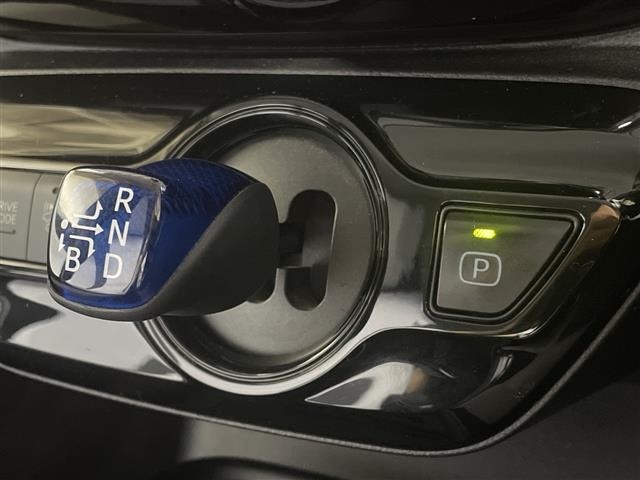 Toyota PRIUS 2019 8059860-3