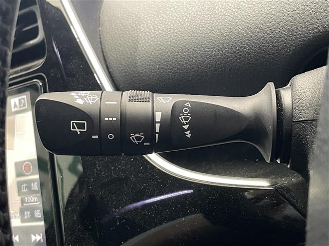 Toyota PRIUS 2018 8059872-3