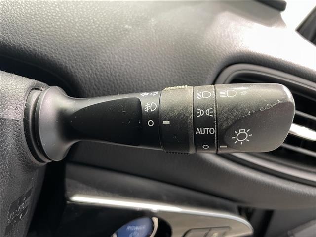Toyota PRIUS 2018 8059872-5