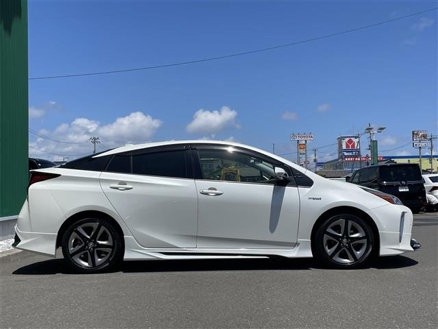 Toyota PRIUS 2019 8059875-2
