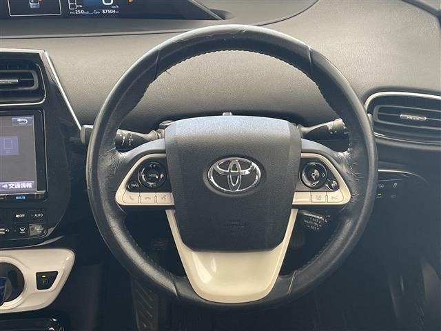 Toyota PRIUS 2018 8059876-10