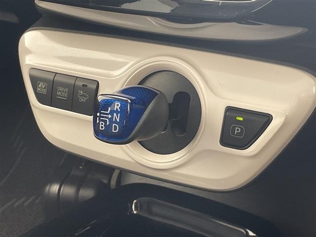 Toyota PRIUS 2018 8059876-13