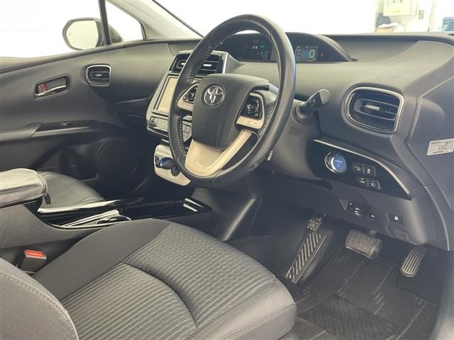 Toyota PRIUS 2018 8059876-23