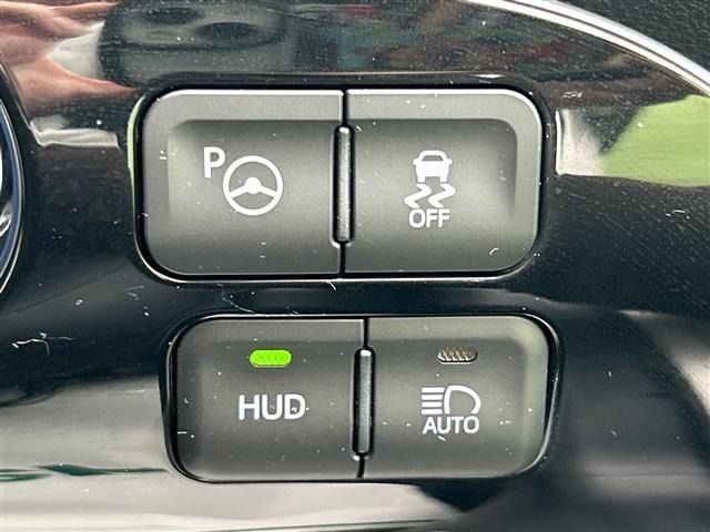 Toyota PRIUS 2016 8059893-3