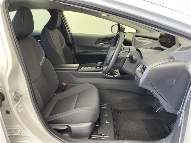 Toyota PRIUS 2023 8059896-5