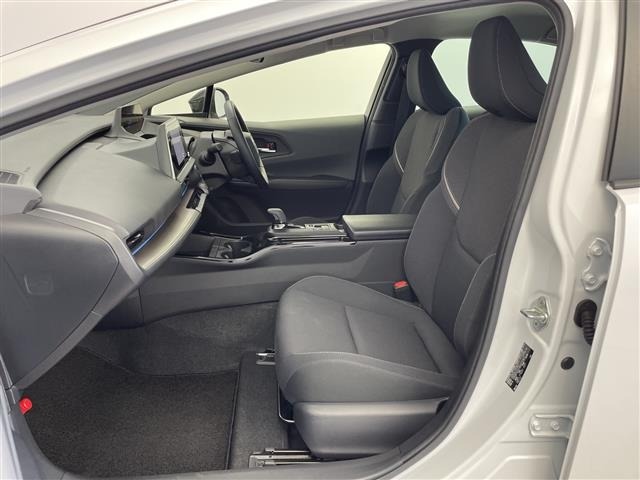 Toyota PRIUS 2023 8059896-7