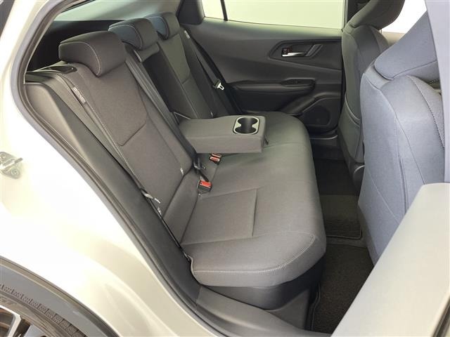 Toyota PRIUS 2023 8059896-8