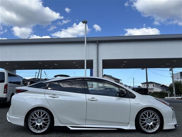 Toyota PRIUS 2016 8059898-22
