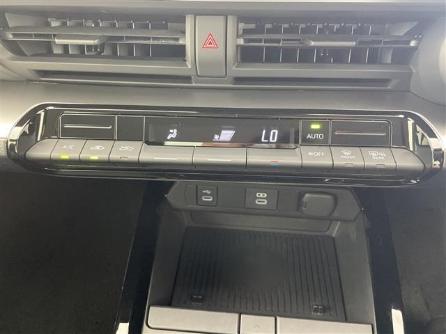 Toyota PRIUS 2023 8059901-10