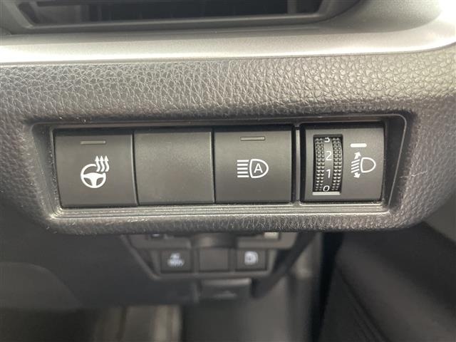 Toyota PRIUS 2023 8059901-2