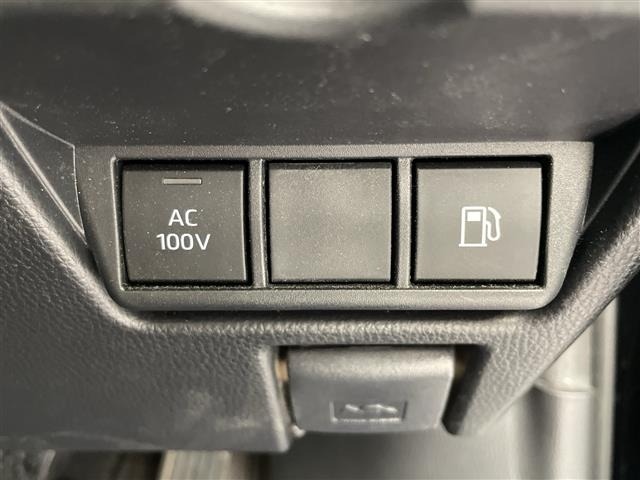 Toyota PRIUS 2023 8059901-22