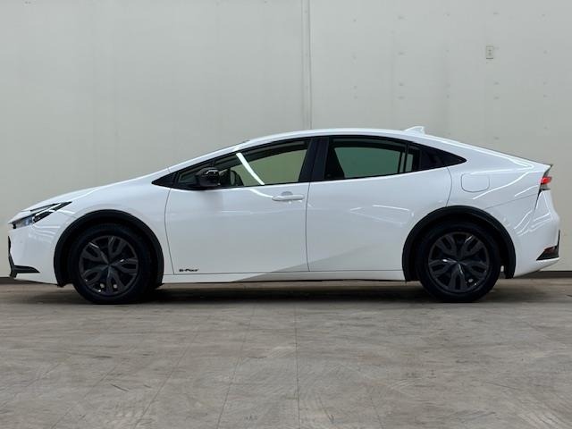 Toyota PRIUS 2025 8059922-5