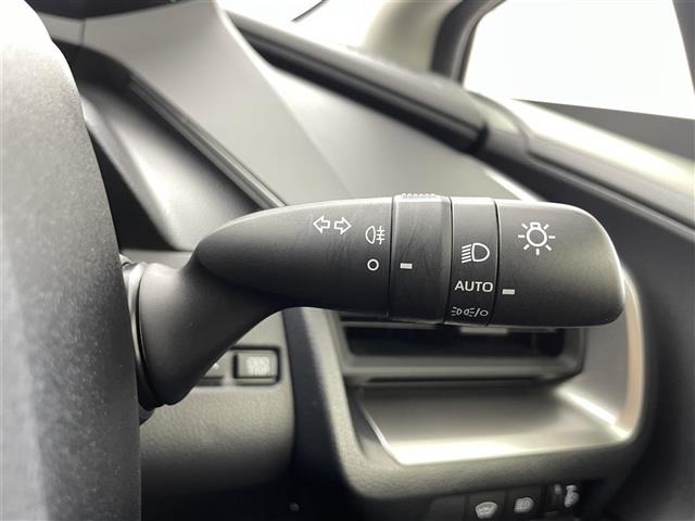 Toyota PRIUS 2025 8059923-7
