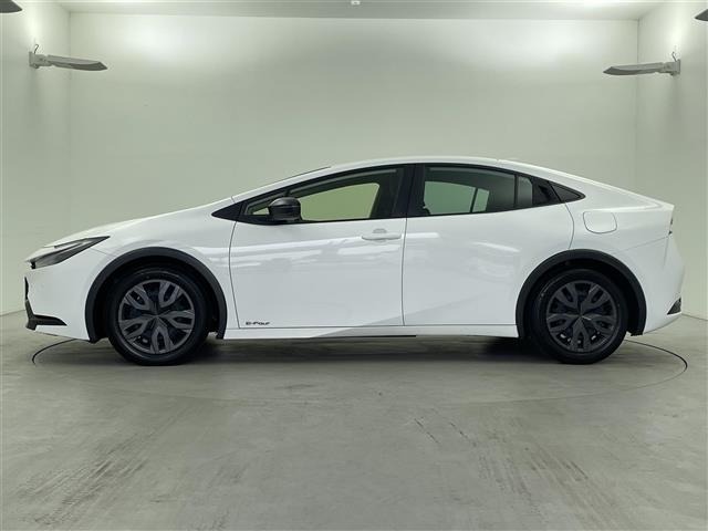 Toyota PRIUS 2025 8059929-6
