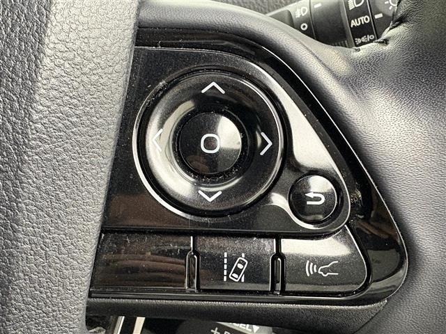 Toyota PRIUS 2021 8059946-3
