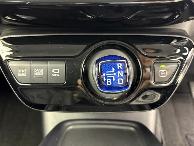 Toyota PRIUS 2021 8059946-7