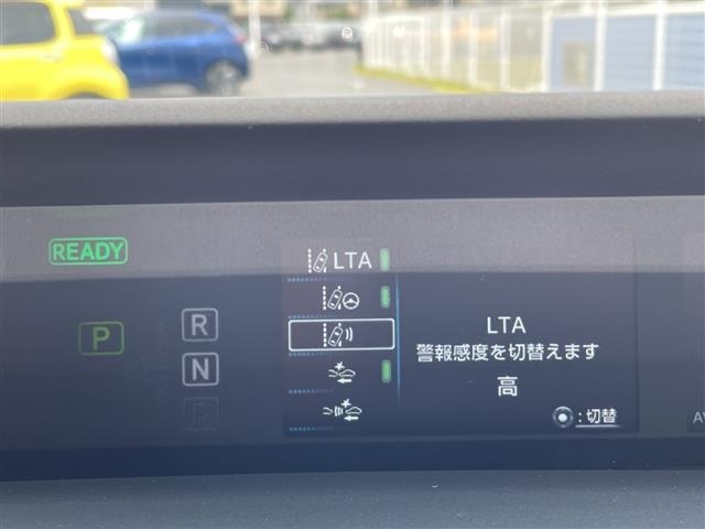Toyota PRIUS 2021 8059960-1