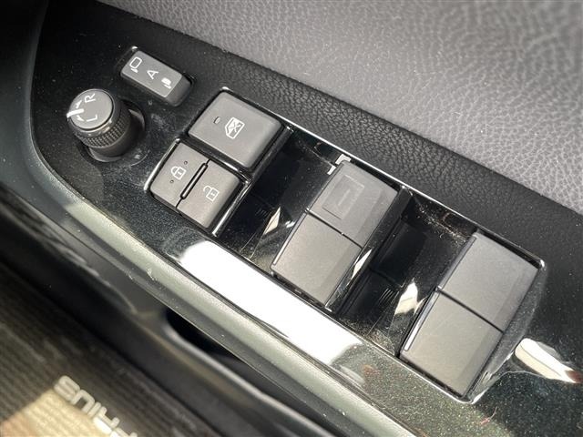 Toyota PRIUS 2021 8059960-2