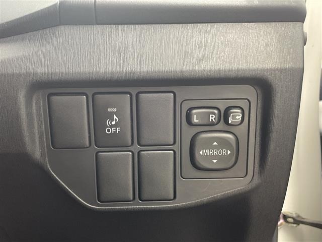 Toyota PRIUS 2014 8059987-3