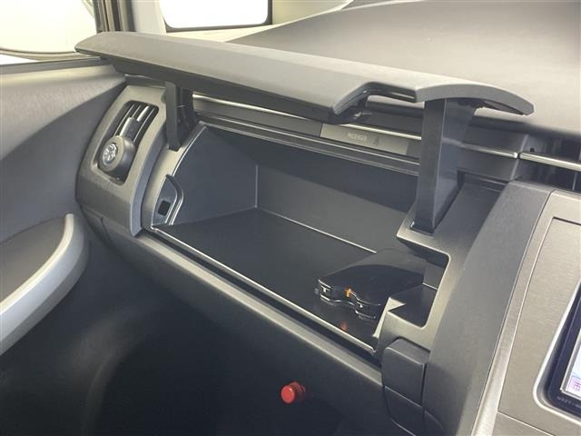 Toyota PRIUS 2014 8059987-6