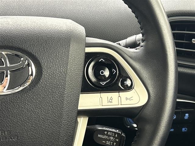 Toyota PRIUS 2017 8060003-9