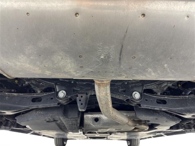 Toyota PRIUS 2023 8060020-13