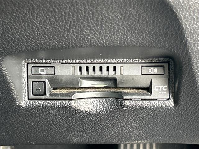 Toyota PRIUS 2019 8060030-11