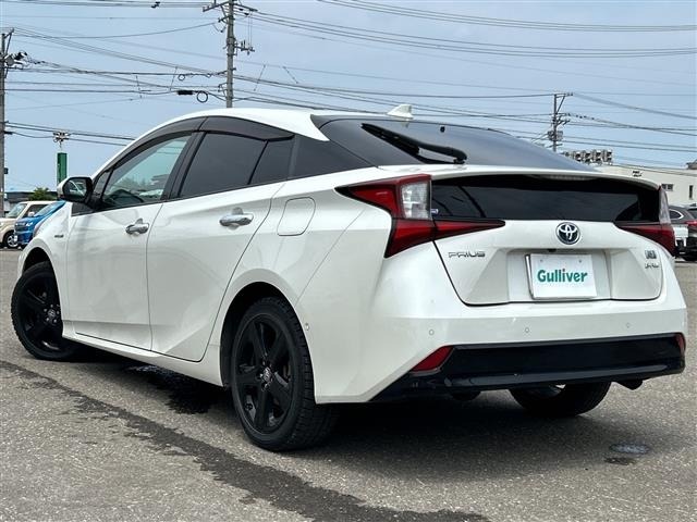 Toyota PRIUS 2019 8060030-13
