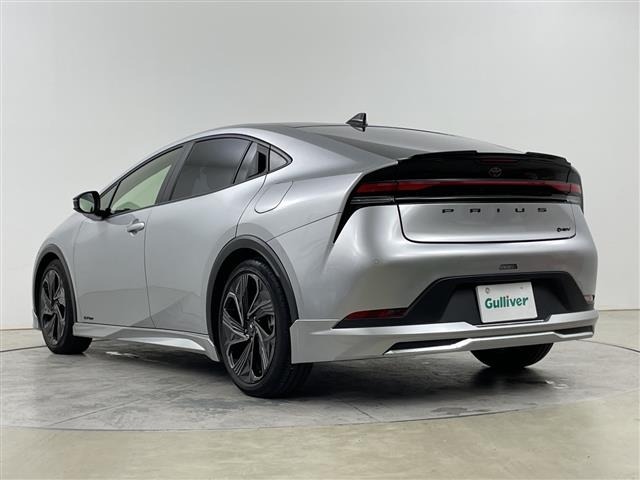 Toyota PRIUS 2023 8060037-13