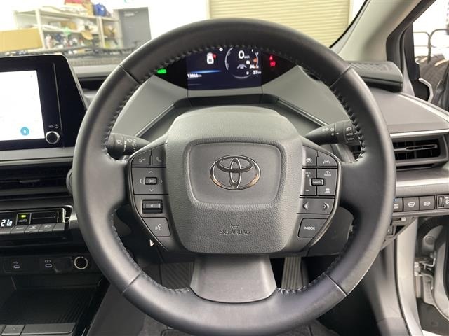 Toyota PRIUS 2023 8060037-21
