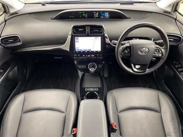 Toyota PRIUS 2019 8060048-11