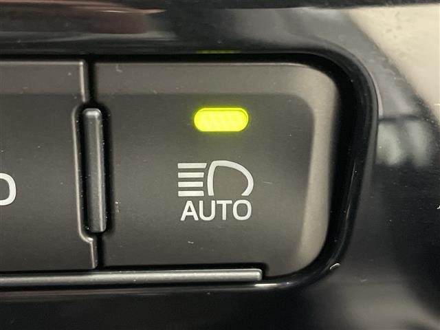 Toyota PRIUS 2019 8060048-5