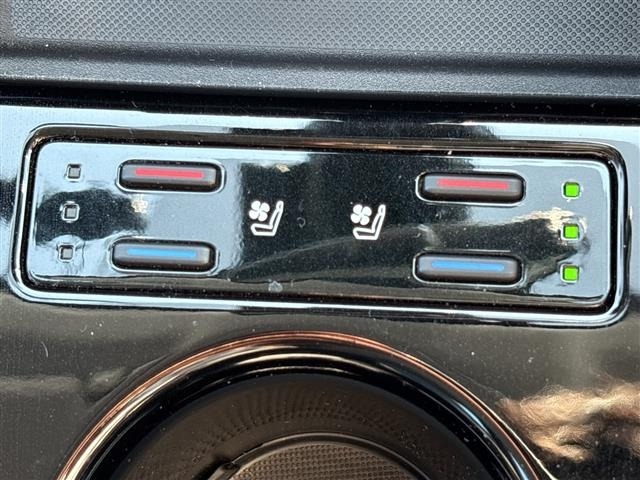 Toyota PRIUS 2019 8060049-3