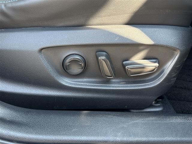 Toyota PRIUS 2019 8060049-5