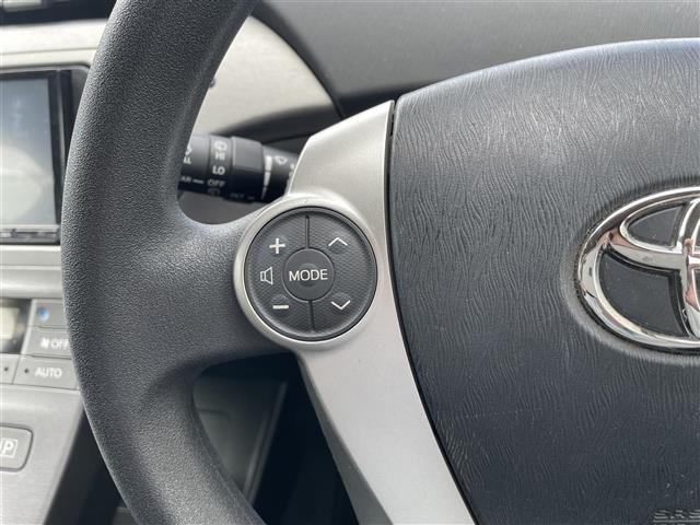 Toyota PRIUS 2015 8060050-1