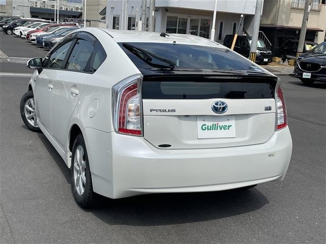 Toyota PRIUS 2015 8060050-13