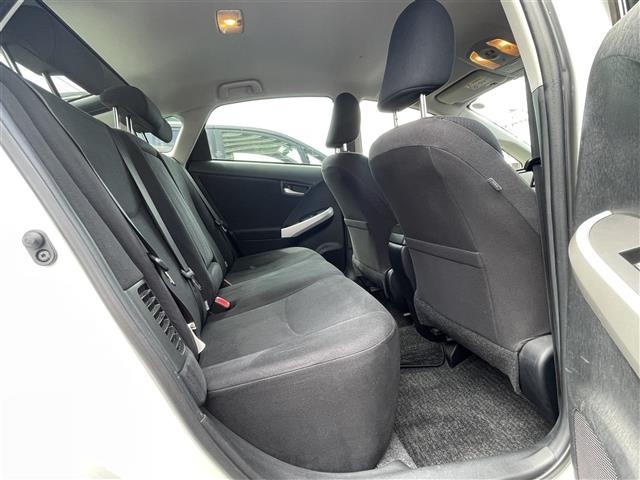 Toyota PRIUS 2015 8060050-4