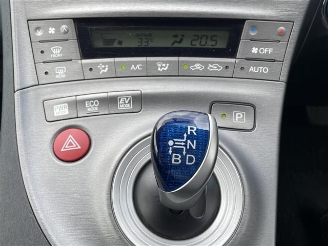 Toyota PRIUS 2015 8060050-7