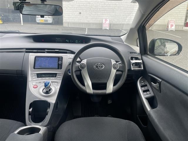 Toyota PRIUS 2013 8060060-18