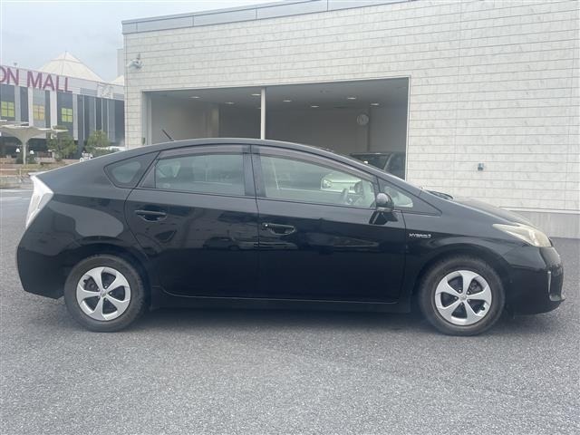 Toyota PRIUS 2013 8060060-22