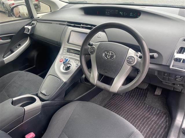 Toyota PRIUS 2013 8060060-3