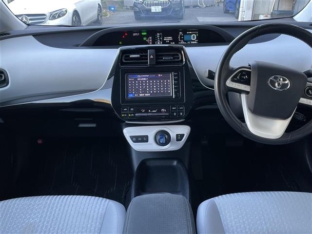 Toyota PRIUS 2016 8060062-14