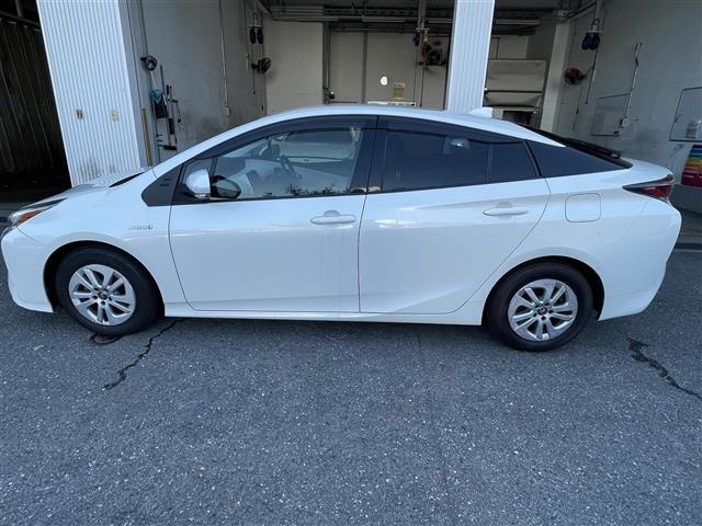 Toyota PRIUS 2016 8060062-4