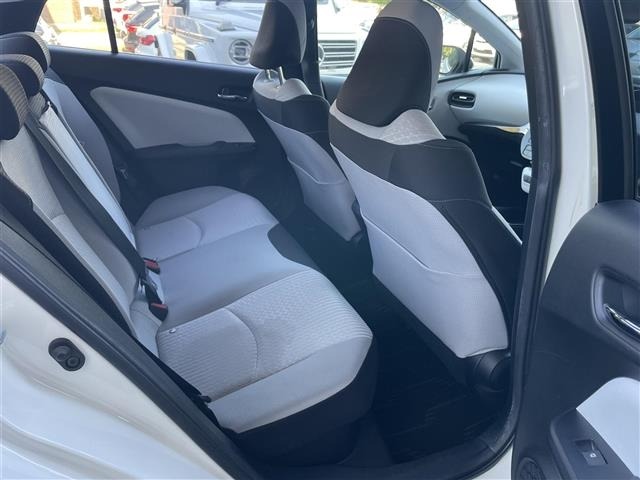 Toyota PRIUS 2016 8060062-8