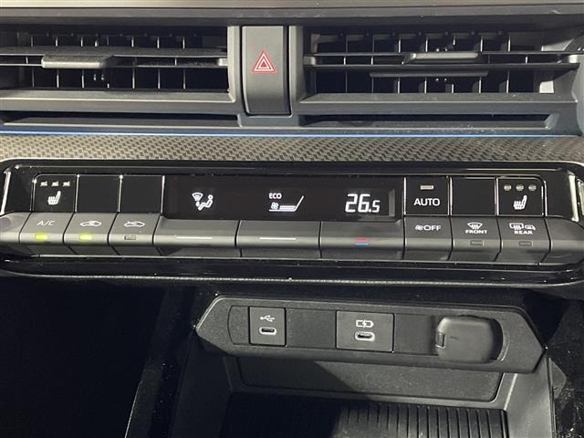 Toyota PRIUS 2025 8060067-10