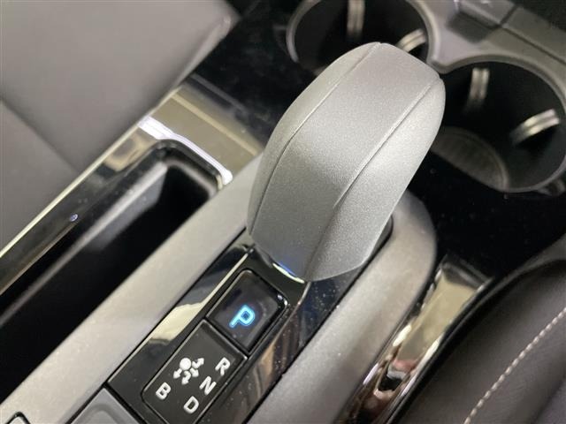 Toyota PRIUS 2025 8060067-11