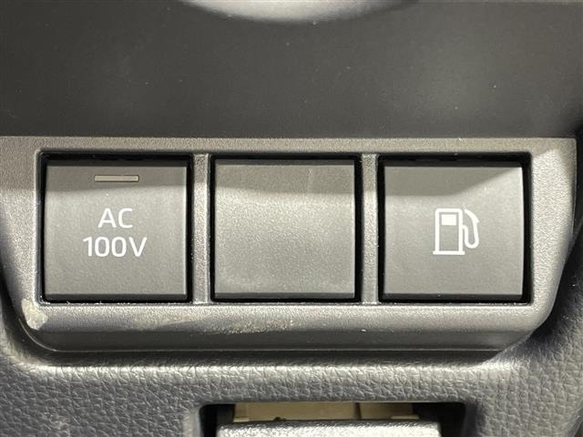 Toyota PRIUS 2025 8060067-21